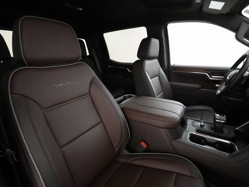 Used 2025 GMC Sierra 1500 Denali w/ Technology Package image 25