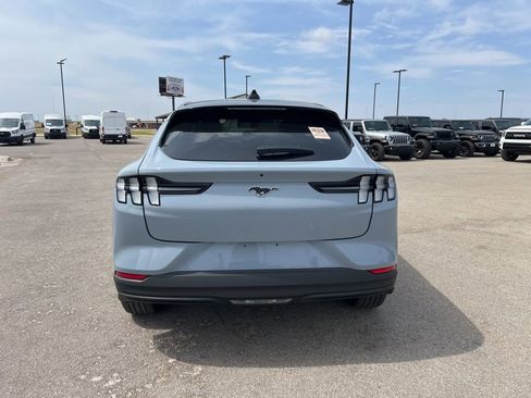 Used 2025 Ford Mustang Mach-E Premium image 4