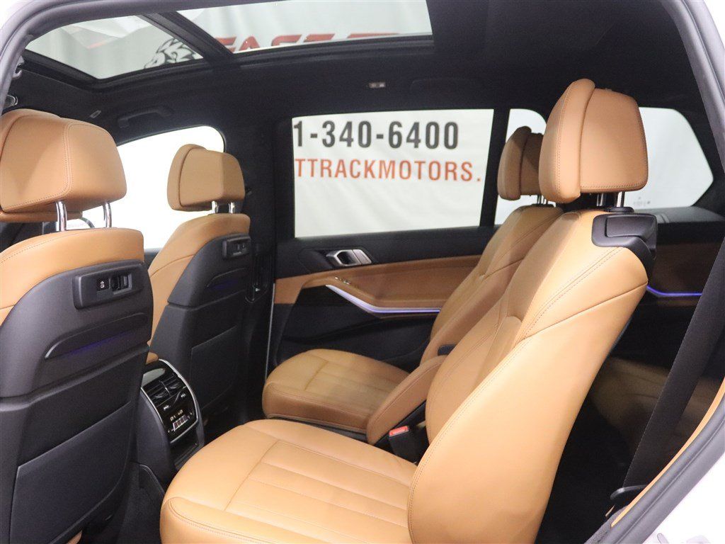 Used 2021 BMW X7 xDrive40i w/ Premium Package 2 AWD/4WD image 19