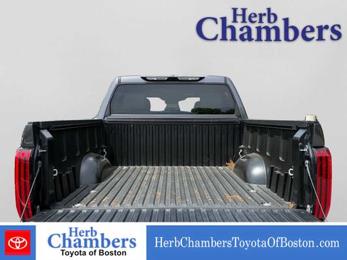 Used 2025 Toyota Tundra SR5 AWD/4WD image 12