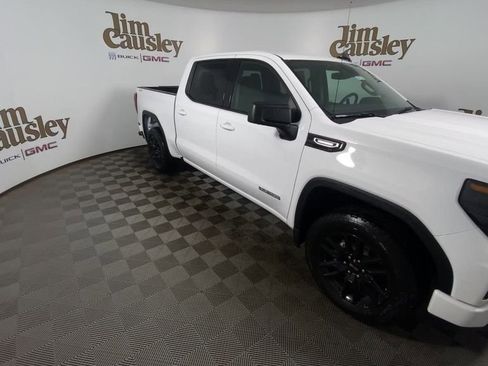 Used 2026 GMC Sierra 1500 Elevation image 2