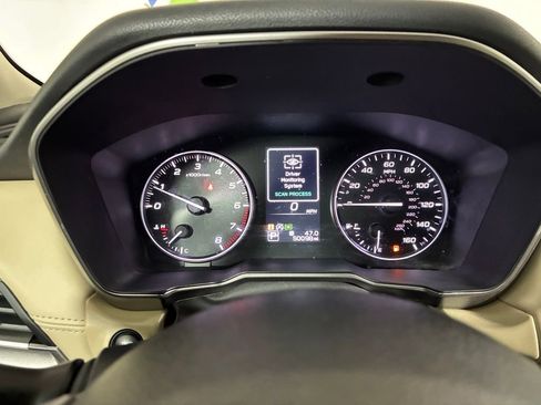 Used 2023 Subaru Outback Limited image 13