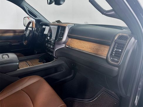 Used 2019 RAM 3500 Limited image 31