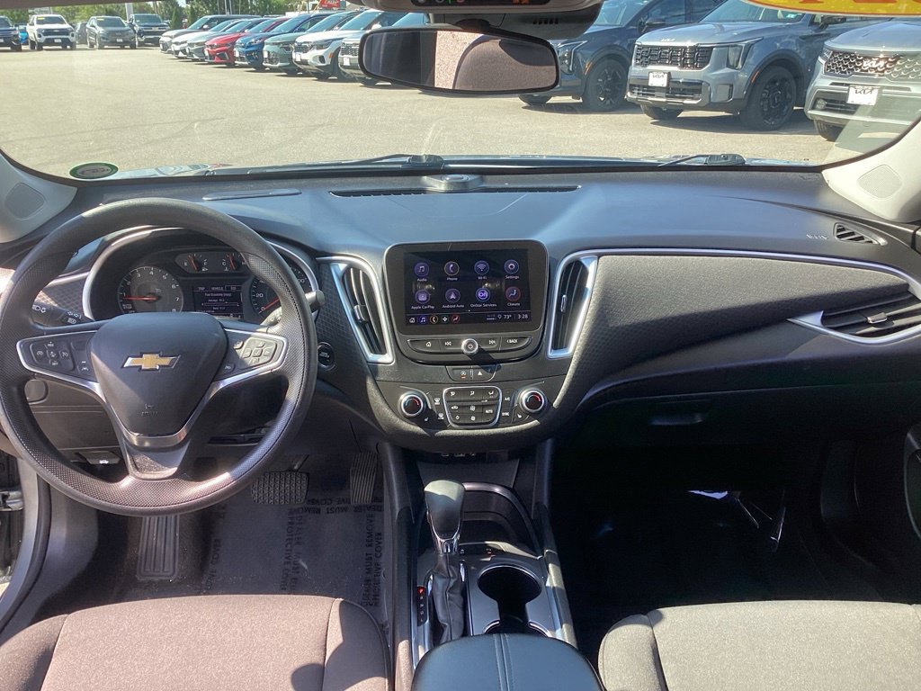 Used 2024 Chevrolet Malibu LT FWD image 14