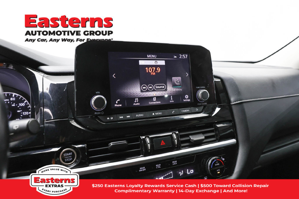 Used 2022 Nissan Pathfinder SV FWD image 20