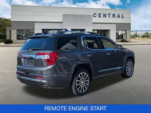 Used 2021 GMC Acadia Denali w/ Denali Ultimate Package image 8