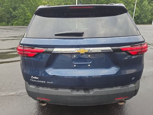 Used 2023 Chevrolet Traverse LT AWD/4WD image 3