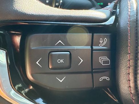 Used 2024 Jeep Wagoneer Launch Edition AWD/4WD image 26