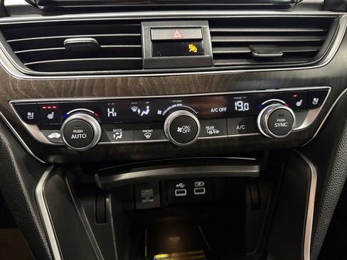 Used 2022 Honda Accord Touring image 31