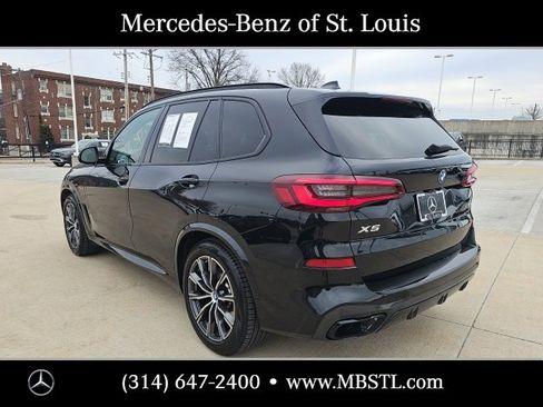 Used 2022 BMW X5 xDrive45e w/ M Sport Package image 5