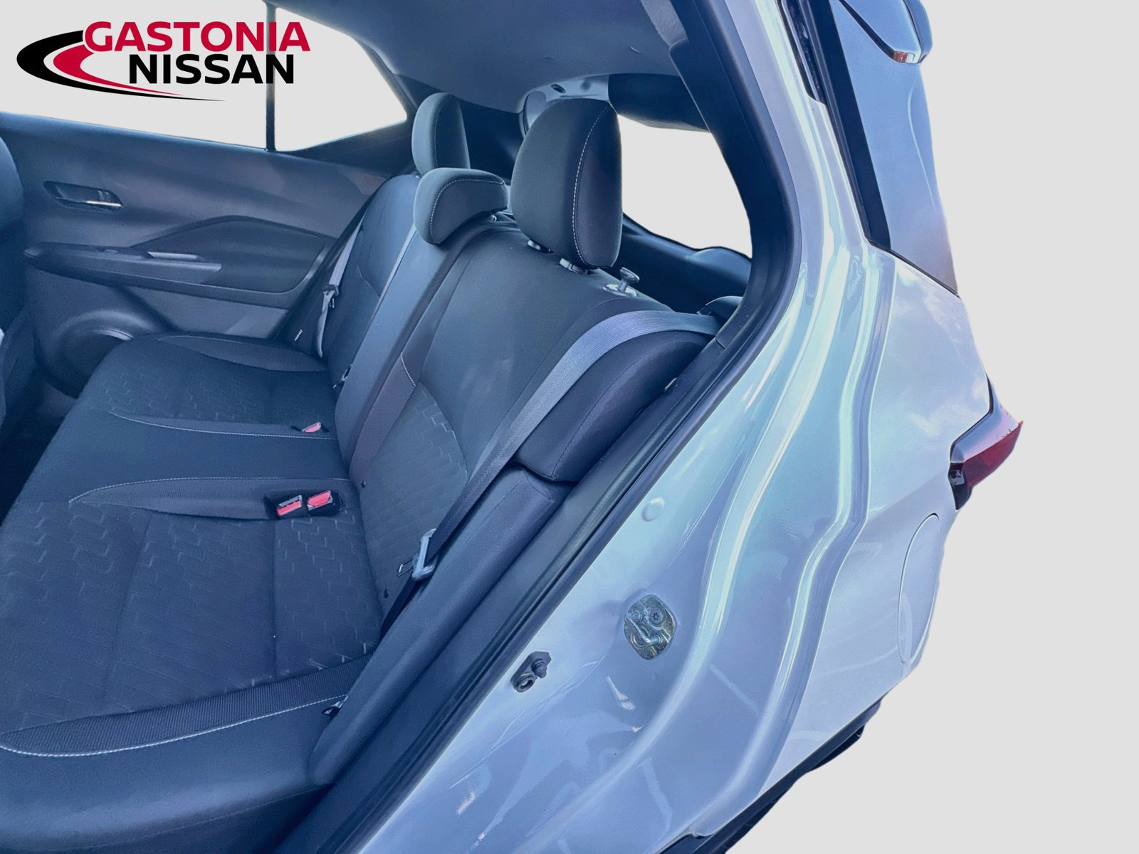 Used 2023 Nissan Kicks SV FWD image 29