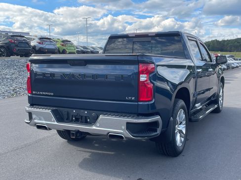 Used 2020 Chevrolet Silverado 1500 LTZ w/ LTZ Premium Package AWD/4WD image 3