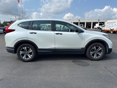 Used 2017 Honda CR-V LX image 6