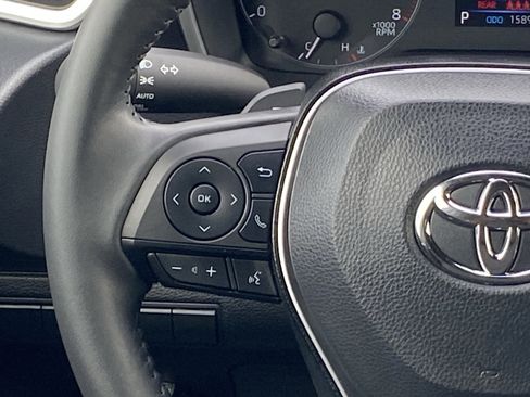 Certified 2024 Toyota Corolla SE w/ SE Package FWD image 17