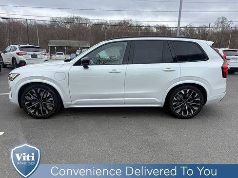 New 2026 Volvo XC90 T8 Ultra w/ Lounge Package AWD/4WD image 5