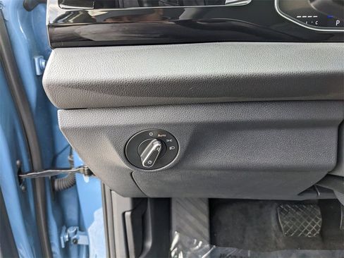 Certified 2025 Volkswagen Jetta S image 24