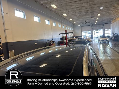 Used 2020 Nissan Rogue SL w/ Premium Package image 10