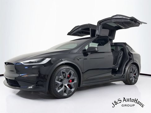 Used 2026 Tesla Model X Plaid AWD/4WD image 3