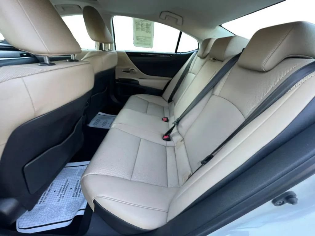 Used 2020 Lexus ES 350 w/ Premium Package FWD image 14