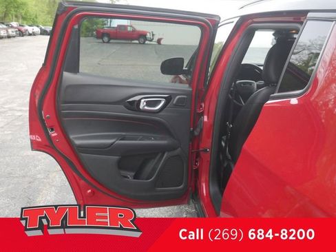 Used 2023 Jeep Compass Trailhawk w/ Trailhawk Elite Group AWD/4WD image 21