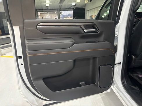 Used 2026 GMC Sierra 2500 AT4 AWD/4WD image 33