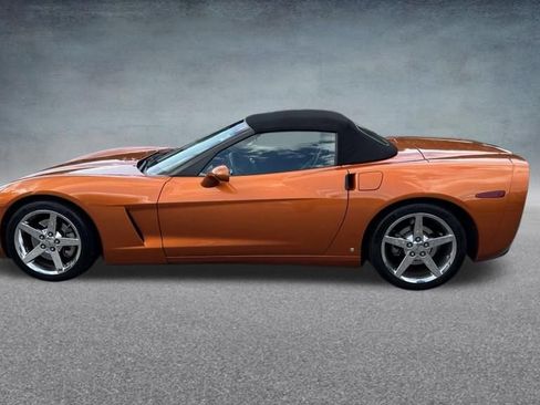 Used 2007 Chevrolet Corvette Convertible w/ Preferred Equipment Group RWD image 6