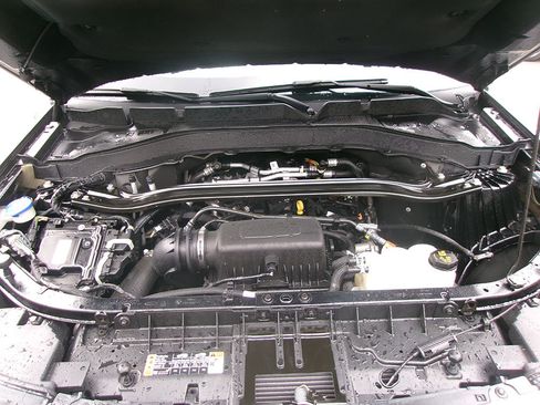 Used 2022 Ford Explorer Limited w/ Equipment Group 301A image 8