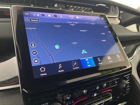 Used 2023 Jeep Grand Cherokee Trailhawk w/ Luxury Tech Group III image 11