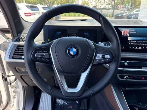 Used 2026 BMW X5 xDrive50e w/ Premium Package AWD/4WD image 24