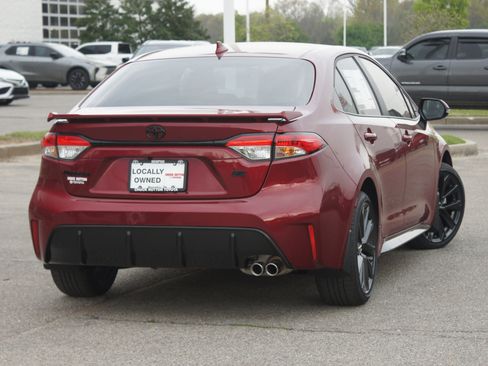 Used 2026 Toyota Corolla SE FWD image 9