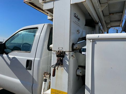 Used 2002 Ford F450 2WD Regular Cab Super Duty image 14