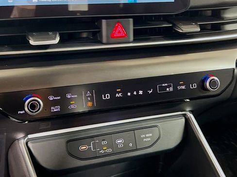 New 2026 Kia Carnival SX Prestige image 16