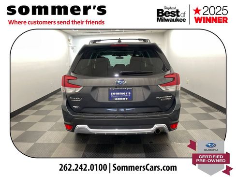 Certified 2023 Subaru Forester Touring AWD/4WD image 5