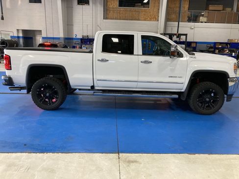 Used 2016 GMC Sierra 2500 SLT AWD/4WD image 7