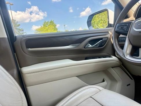 Used 2021 GMC Yukon Denali AWD/4WD image 21