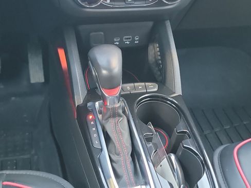 Used 2021 Chevrolet TrailBlazer RS image 17