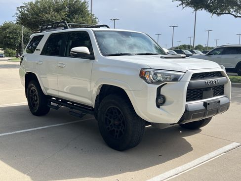Used 2024 Toyota 4Runner TRD Pro AWD/4WD image 2