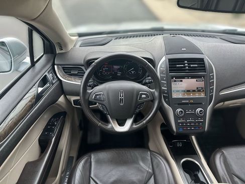 Used 2017 Lincoln MKC Reserve w/ Technology Package AWD/4WD image 11