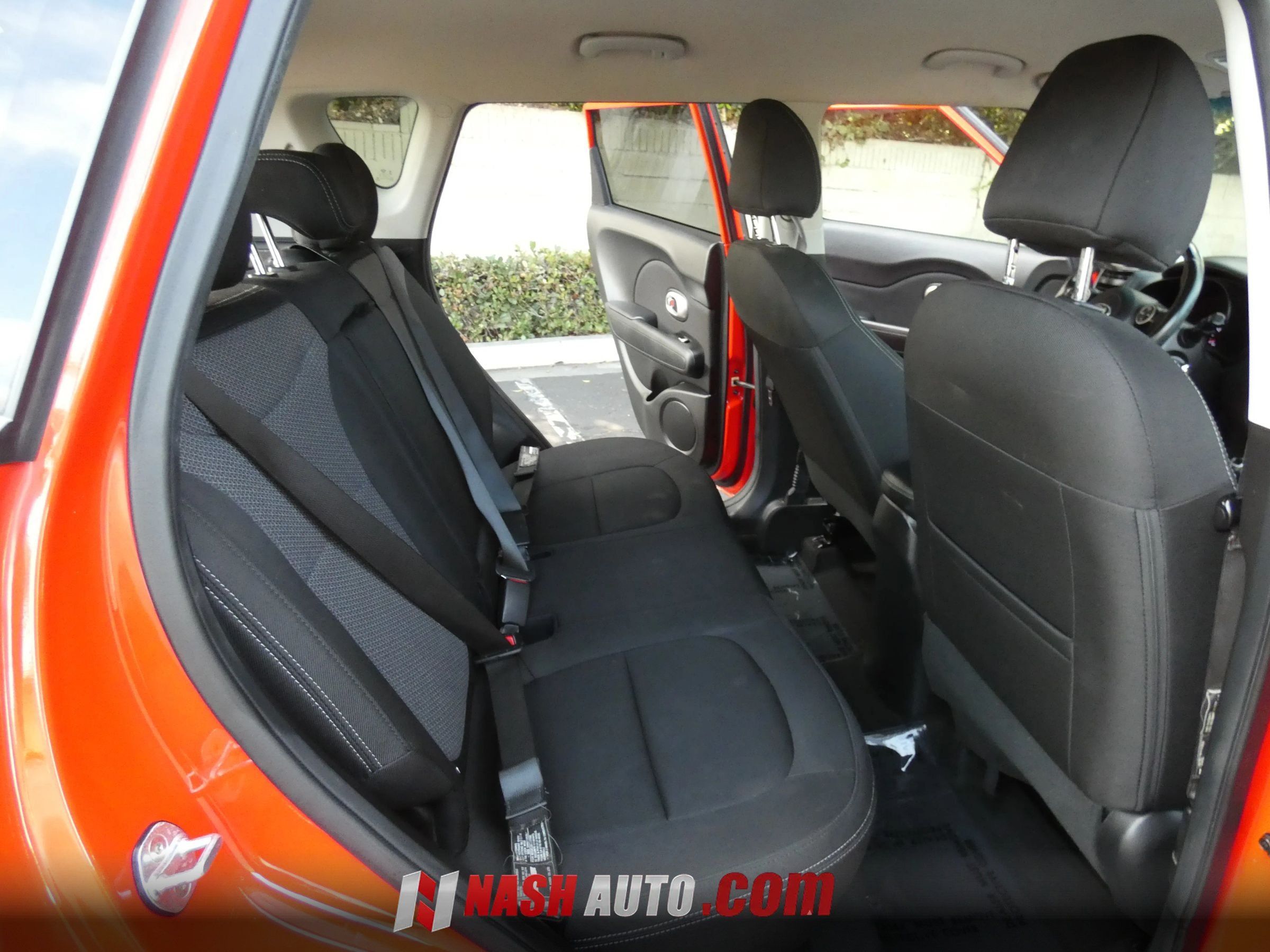 Used 2018 Kia Soul + FWD image 34