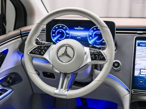 Certified 2023 Mercedes-Benz EQE 350+ SUV image 15