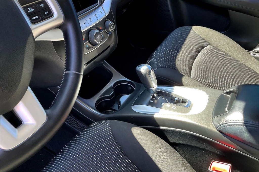 Used 2020 Dodge Journey SE w/ SE Popular Equipment Group FWD image 20