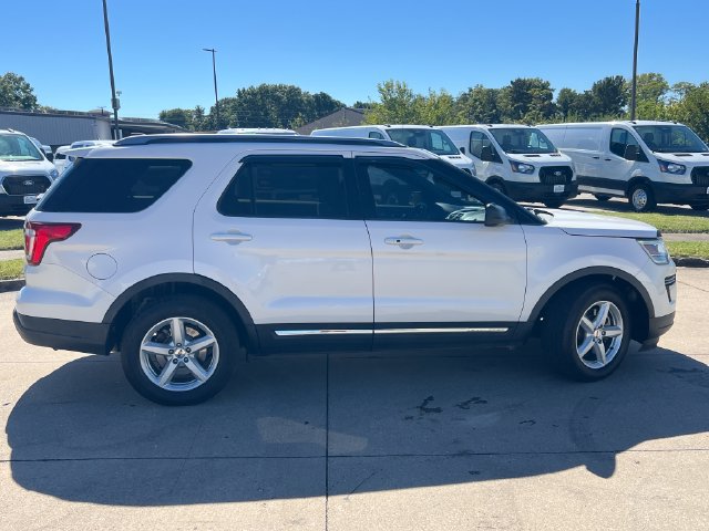 Used 2018 Ford Explorer XLT FWD image 9