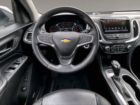 Certified 2018 Chevrolet Equinox Premier FWD image 5
