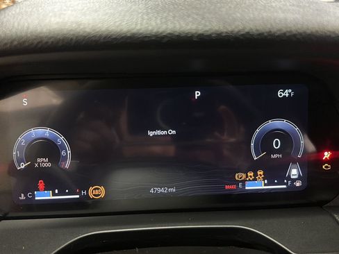 Used 2023 Jeep Grand Cherokee Altitude image 19