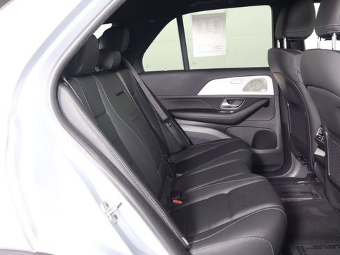 Used 2025 Mercedes-Benz GLE 450e 4MATIC image 30