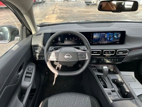 New 2026 Nissan Sentra SV w/ SV Convenience Package FWD image 19