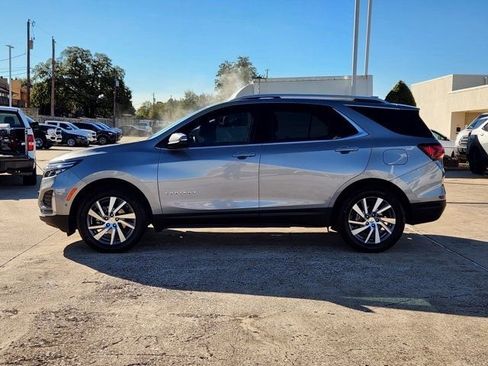 Used 2024 Chevrolet Equinox Premier image 12