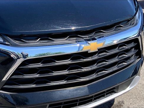 Used 2025 Chevrolet Blazer LT FWD image 28