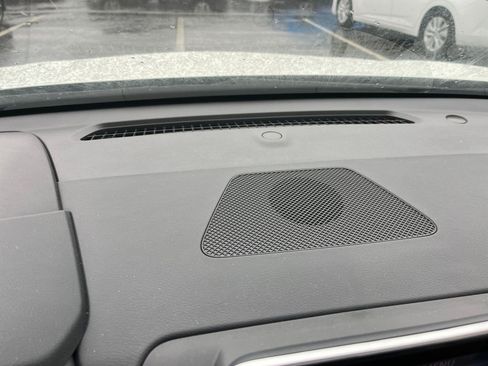 Used 2025 Nissan Altima 2.5 SV image 17