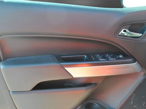 Used 2019 Chevrolet Colorado ZR2 w/ LPO, Power Package AWD/4WD image 32